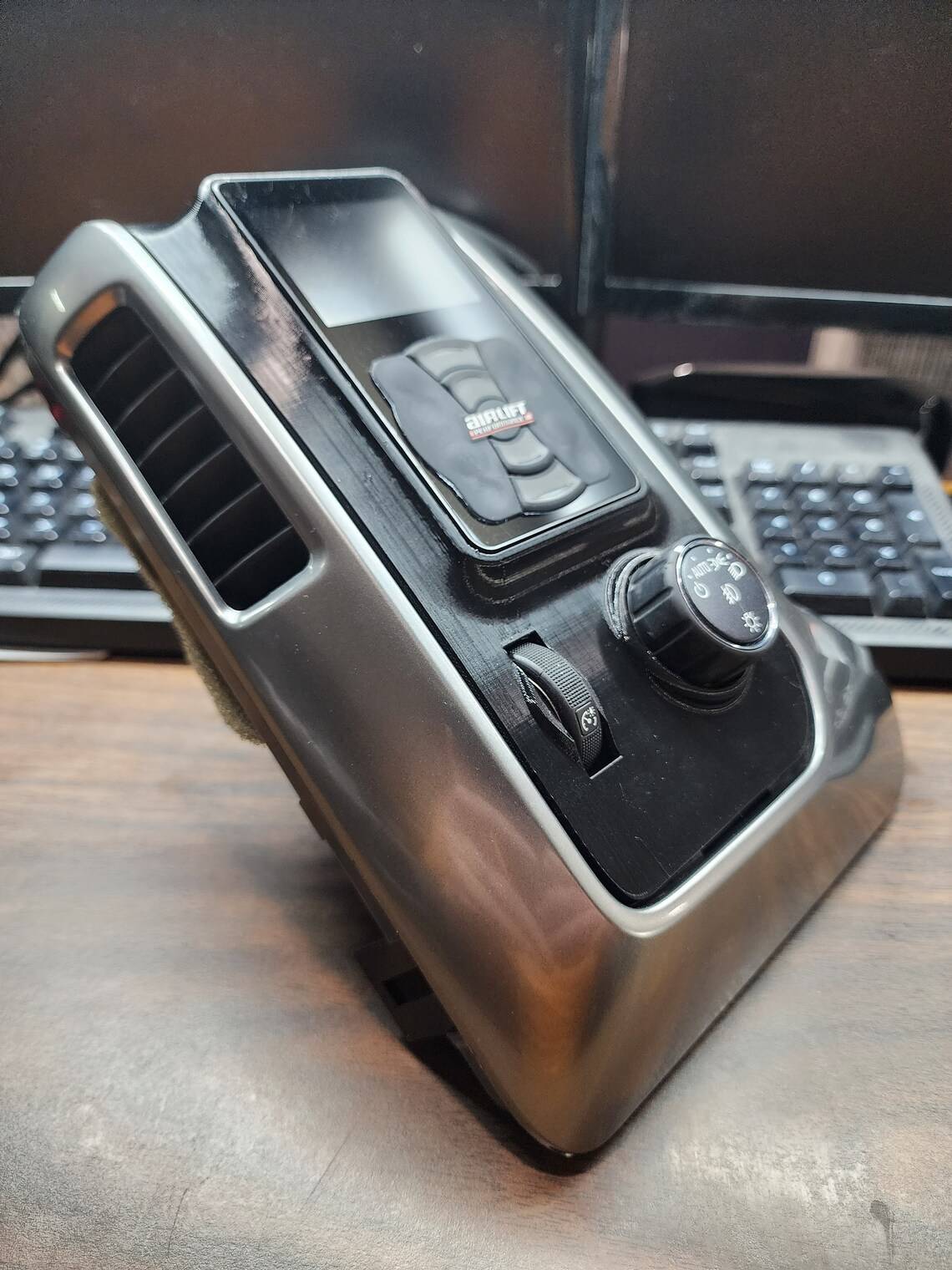AL-GM1419-KMR Designs GM 2WD 2014-18 1500 and 2015-19 2500/3500 Dash Controller Mount (AL-GM1419)